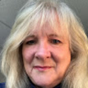 Meet your Posher, Alexia